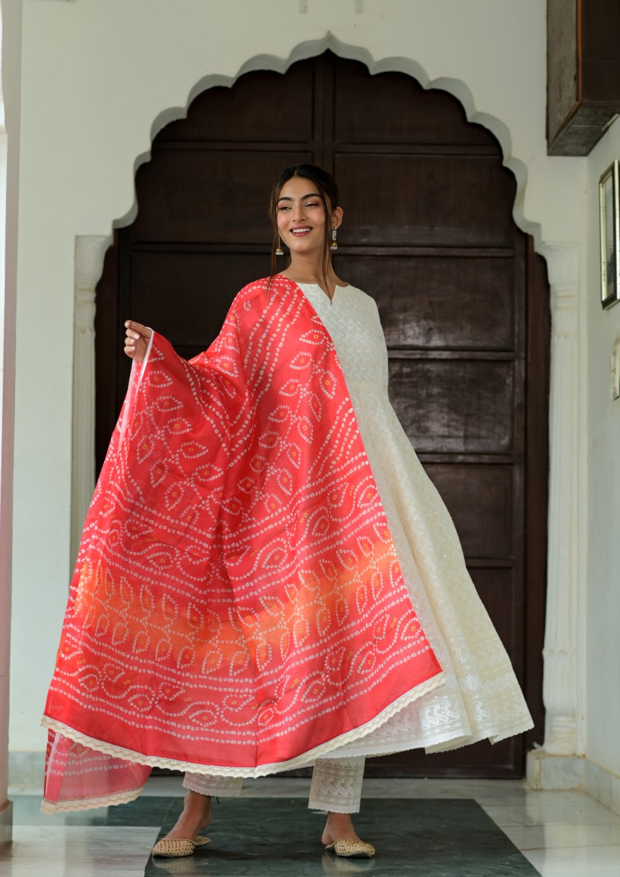 Keerthi Suresh in white chikankari anarkali suit. : r/BollywoodFashion